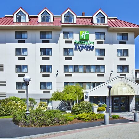 Holiday Inn Express Boston-Waltham By Ihg Ngoại thất bức ảnh