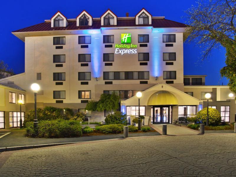 Holiday Inn Express Boston-Waltham By Ihg Ngoại thất bức ảnh
