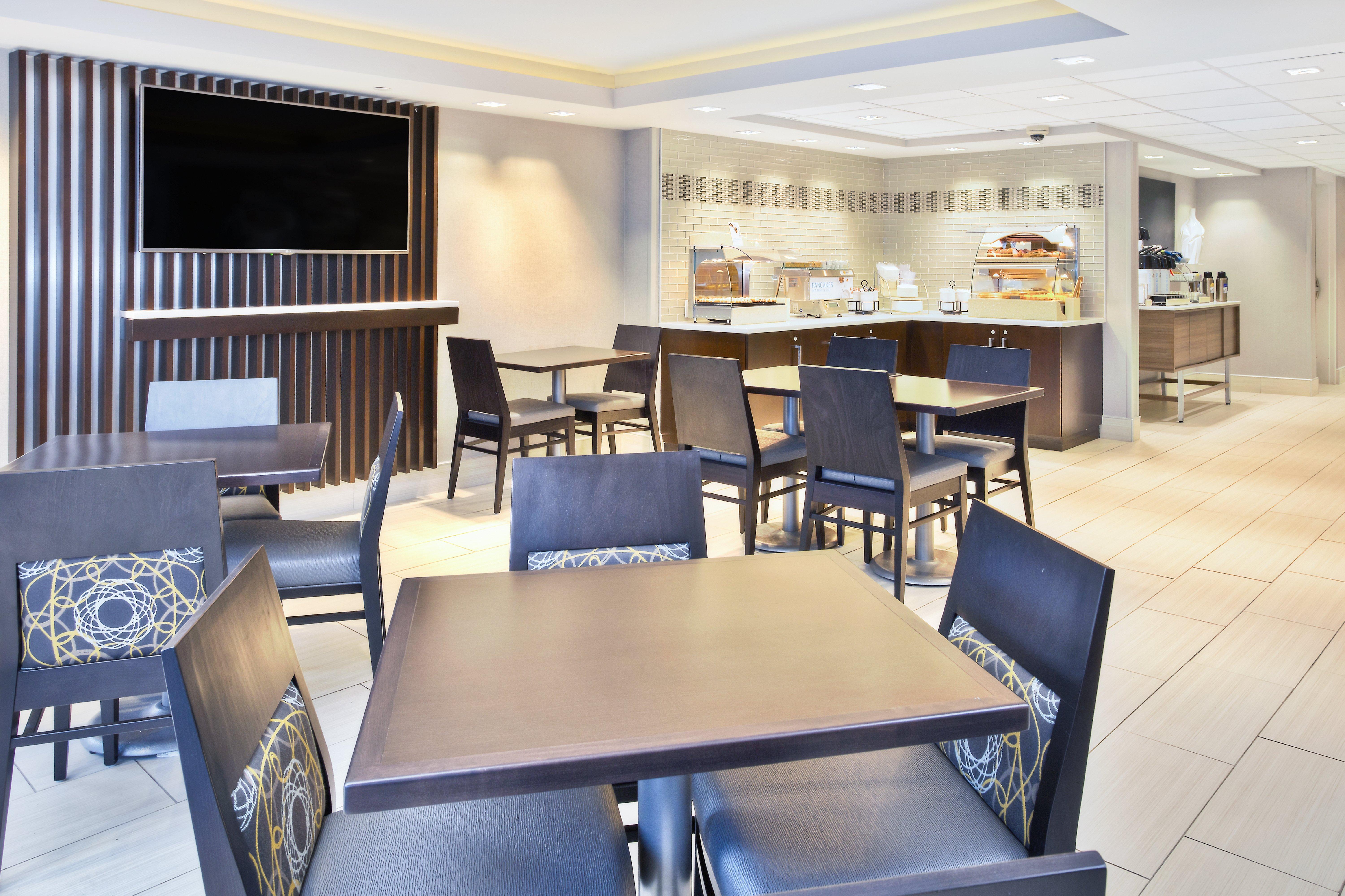 Holiday Inn Express Boston-Waltham By Ihg Ngoại thất bức ảnh