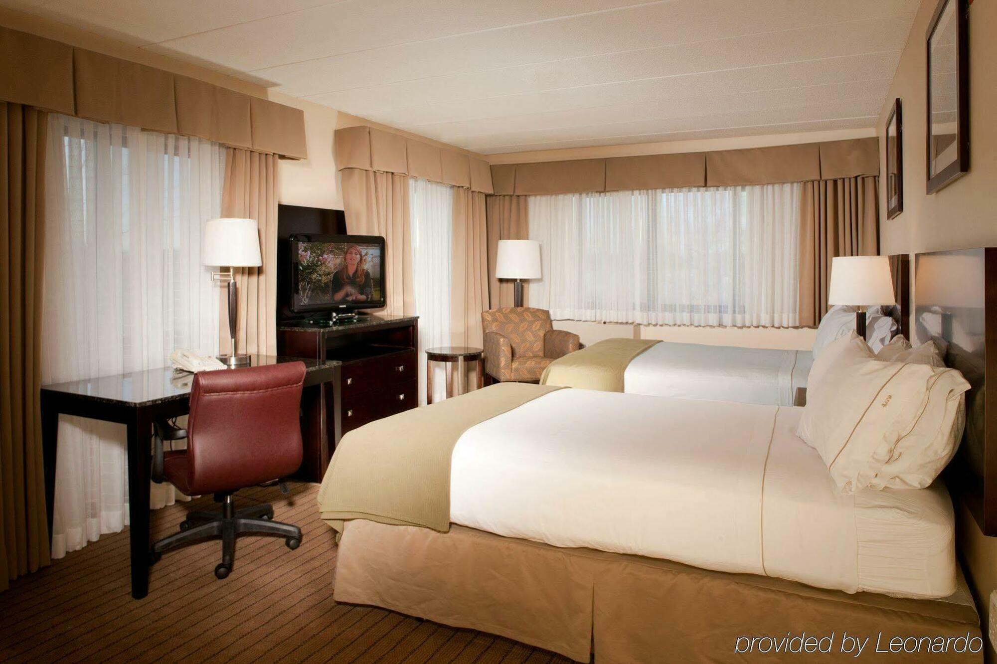 Holiday Inn Express Boston-Waltham By Ihg Ngoại thất bức ảnh